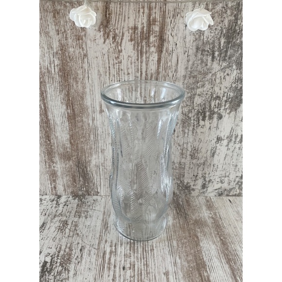 Brody Co. glass vase - Picture 1 of 2